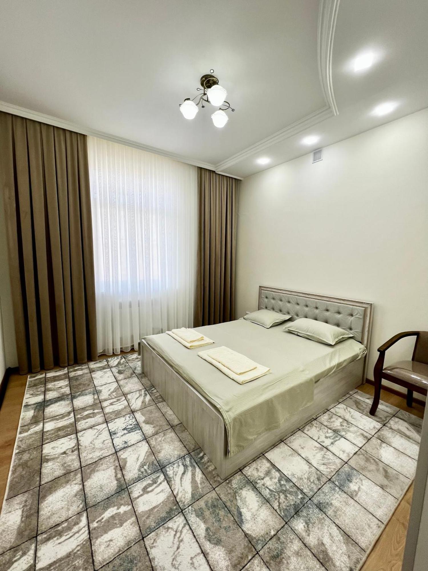 נוקוס Renovated Apt By The Savitsky Museum מראה חיצוני תמונה